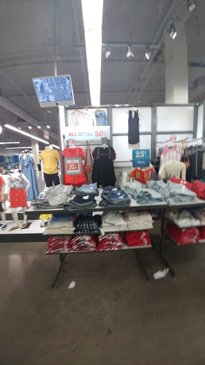 Clothing Store «Old Navy», reviews and photos, 1009 Flatbush Ave, Brooklyn, NY 11226, USA