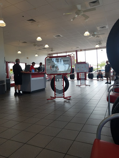 Tire Shop «Discount Tire Store - Glendale, AZ», reviews and photos, 5990 W Behrend Dr, Glendale, AZ 85308, USA