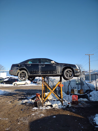 Used Car Dealer «Advance Auto Mart», reviews and photos, 5400 W North Ave, Chicago, IL 60639, USA