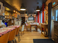 Atmosphère du Restaurant français comme à la maison à Roussy-le-Village - n°2