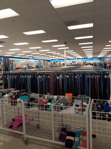 Clothing Store «Ross Dress for Less», reviews and photos, 7612 Denton Hwy, Watauga, TX 76148, USA