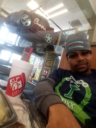 Fast Food Restaurant «Chick-fil-A», reviews and photos, 7809 Wadsworth Blvd, Arvada, CO 80005, USA