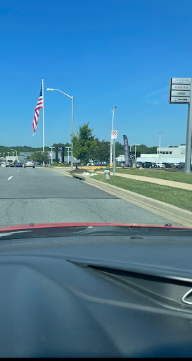 Car Dealer «DARCARS Chrysler Dodge Jeep Ram of Marlow Heights», reviews and photos, 5060 Auth Way, Suitland, MD 20746, USA