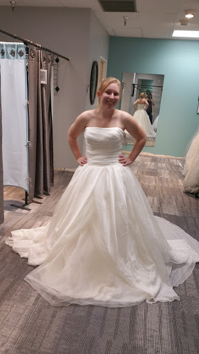 Bridal Shop «Adorned In Grace Bridal and Formalwear Shop», reviews and photos, 4949 SW 76th Ave, Portland, OR 97225, USA