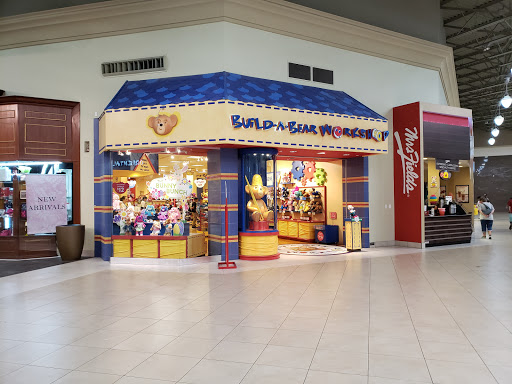 Shopping Mall «Coral Square», reviews and photos, 9469 W Atlantic Blvd, Coral Springs, FL 33071, USA