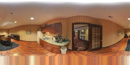 Funeral Home «Wheelan-Pressly Funeral Homes», reviews and photos, 3030 7th Ave, Rock Island, IL 61201, USA