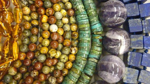 Bead Store «Beadology Iowa», reviews and photos, 220 E Washington St, Iowa City, IA 52240, USA