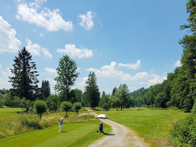 Rezensionen über Ostschweizerischer Golf Club in Glarus - Sportstätte