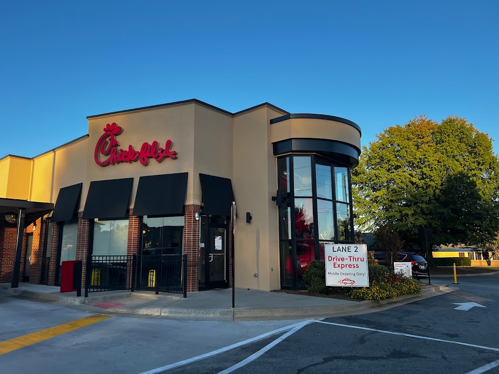 ChickfilA Greenville, SC 29607 Menu, Reviews, Hours & Contact