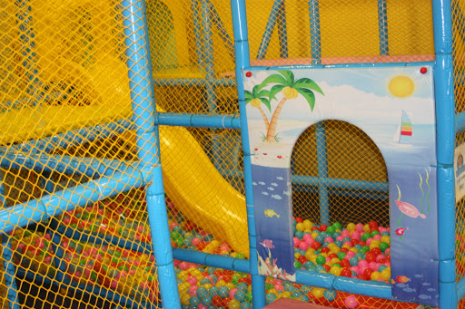 Amusement Center «Jump A Roos- Indoor Inflatable Play & Party Center», reviews and photos, 20505 South Dixie Highway, Miami, FL 33189, USA