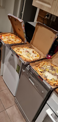 Plats et boissons du Pizzeria Pizz'amore Villeurbanne 69100 - n°16