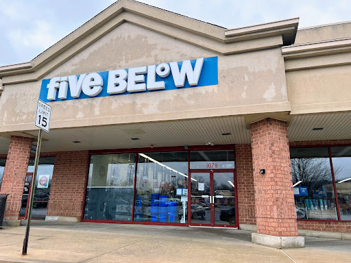 Variety Store «Five Below», reviews and photos, 1078 E Lancaster Ave, Downingtown, PA 19335, USA