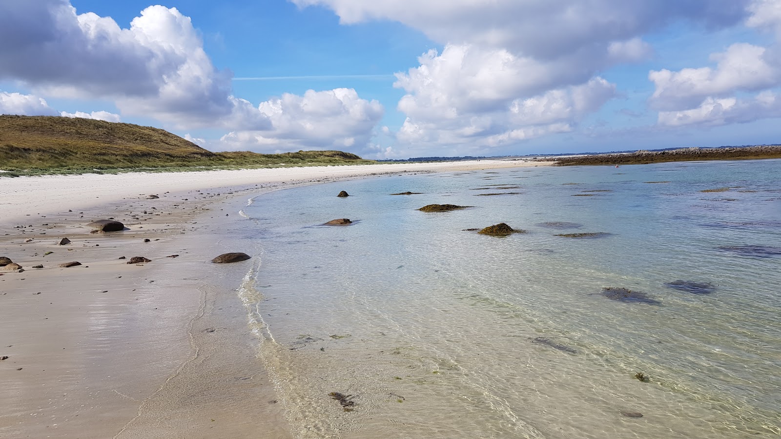 Plage Sainte-Marguerite'in fotoğrafı ve yerleşim