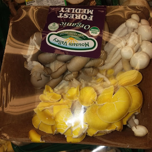 Grocery Store «Hannaford Supermarket», reviews and photos, 65 Portland Rd #9, Kennebunk, ME 04043, USA