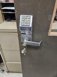 JnB Lock & Key - Photo 5 - Car repair in Dearborn Heights, MI, Detroit