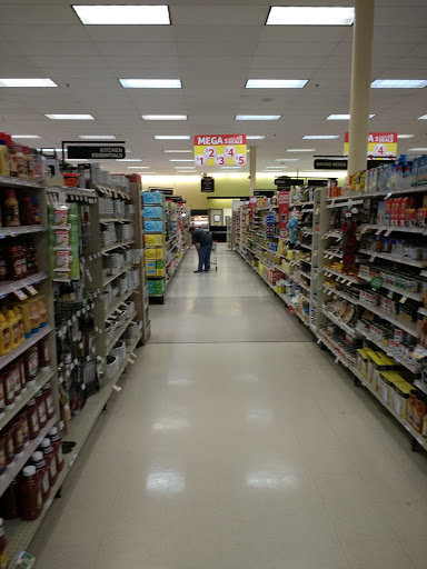Supermarket «Winn-Dixie», reviews and photos, 2950 9th St SW #100, Vero Beach, FL 32968, USA