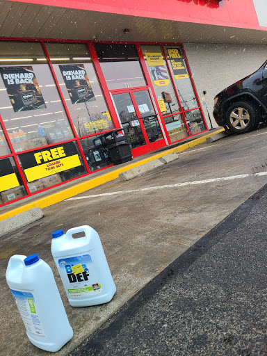 Auto Parts Store «Advance Auto Parts», reviews and photos, 325 Taunton Ave, East Providence, RI 02914, USA