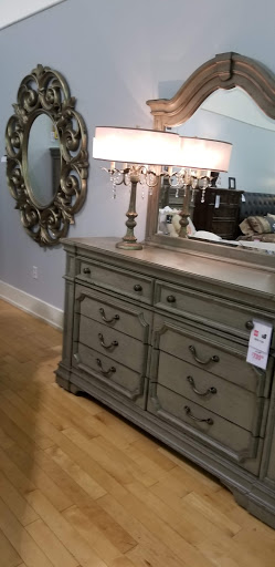 Furniture Store «American Signature Furniture», reviews and photos, 1924 W International Speedway Blvd, Daytona Beach, FL 32114, USA