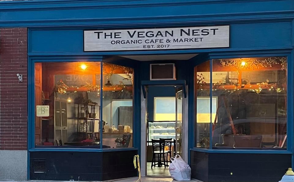 The Vegan Nest Café 01510
