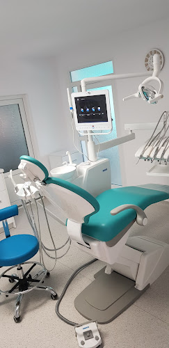 Elemental Dent Clinic - Dentist