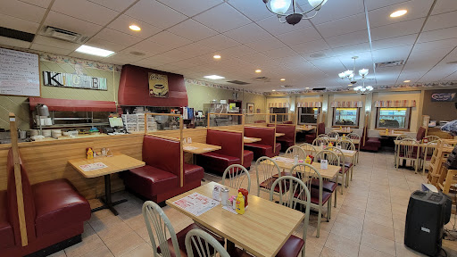 Georges Family Restaurant image 3