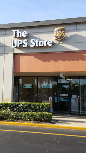 Shipping and Mailing Service «The UPS Store», reviews and photos, 1971 W Lumsden Rd, Brandon, FL 33511, USA