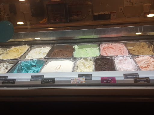 Ice Cream Shop «Cold Stone Creamery», reviews and photos, 7971 N Blackstone Ave, Fresno, CA 93720, USA