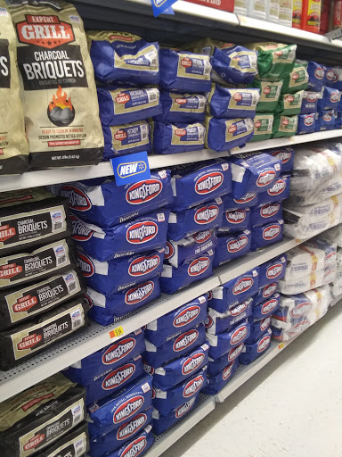 Department Store «Walmart Supercenter», reviews and photos, 814 W Bell Ave, Knoxville, IA 50138, USA