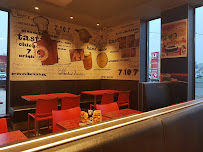 Atmosphère du Restaurant KFC Mâcon Sud à Mâcon - n°10