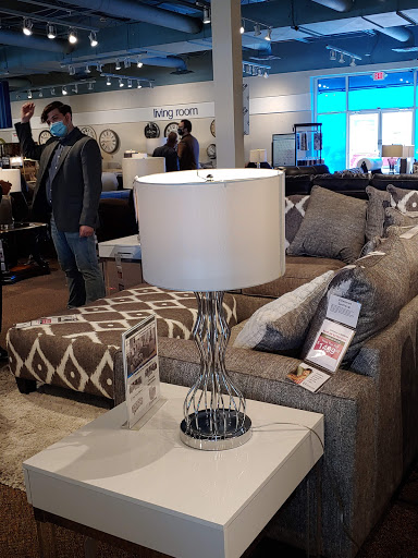 Furniture Store «Gardner-White Furniture», reviews and photos, 7680 Telegraph Rd, Taylor, MI 48180, USA