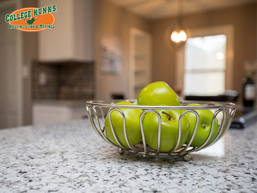 Moving Company «College Hunks Hauling Junk and Moving», reviews and photos, 39 Davenport St, Stamford, CT 06902, USA