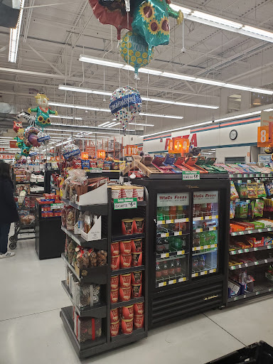 Supermarket «WinCo Foods», reviews and photos, 1913 S 72nd St, Tacoma, WA 98408, USA