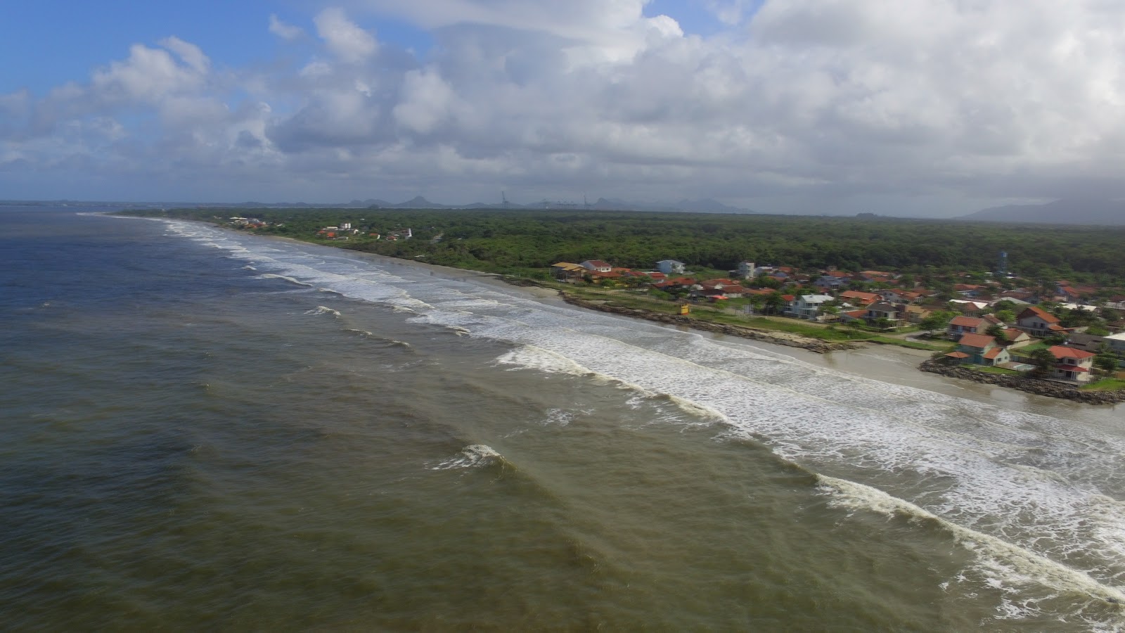 Balneario Uirapuru Beach photo #8