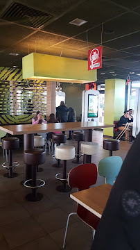 Atmosphère du Restauration rapide McDonald's à Les Angles - n°19