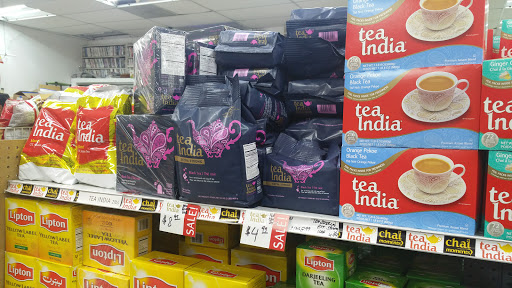 Indian Grocery Store «INDIA MARKET & SUPER EYEBROW THREADING», reviews and photos, 5203 Elkhorn Blvd, Sacramento, CA 95842, USA