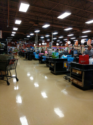 Supermarket «Giant Eagle Supermarket», reviews and photos, 36475 Euclid Ave, Willoughby, OH 44094, USA