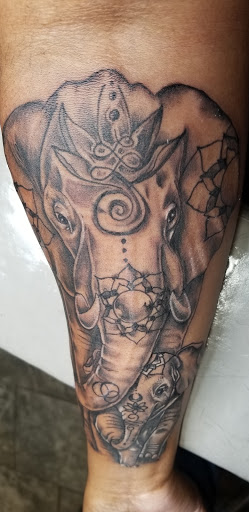 Tattoo Shop «Big City Tattoo Studio», reviews and photos, 2635 W Girard Ave, Philadelphia, PA 19130, USA