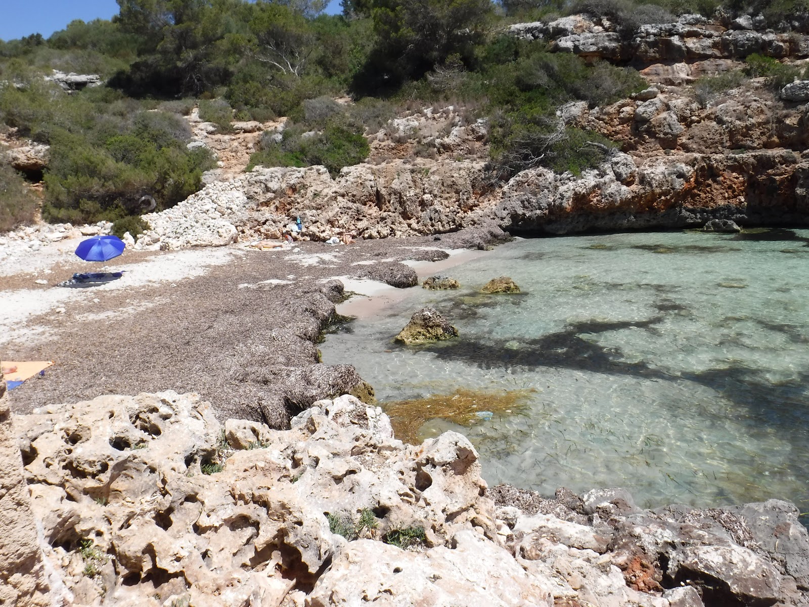 Cala Brafi'in fotoğrafı kirli temizlik seviyesi ile