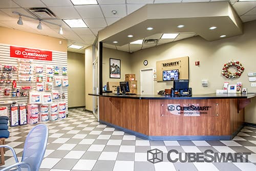 Self-Storage Facility «CubeSmart Self Storage», reviews and photos, 138-54 94th Ave, Jamaica, NY 11435, USA