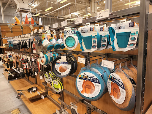 Camping Store «REI», reviews and photos, 2962 El Camino Real, Tustin, CA 92782, USA