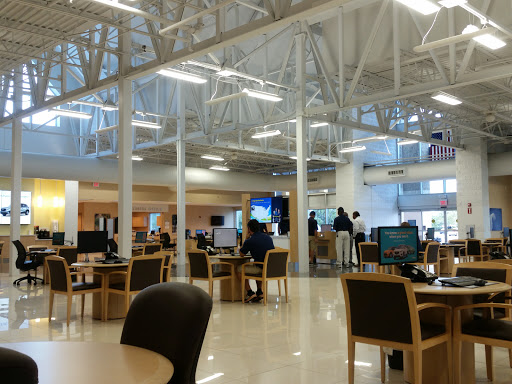 Used Car Dealer «CarMax», reviews and photos, 6375 S Semoran Blvd, Orlando, FL 32822, USA