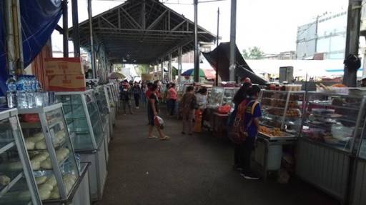 Pasar Kuliner Tomohon: Menikmati Kelezatan Pujasera di Kota Tomohon