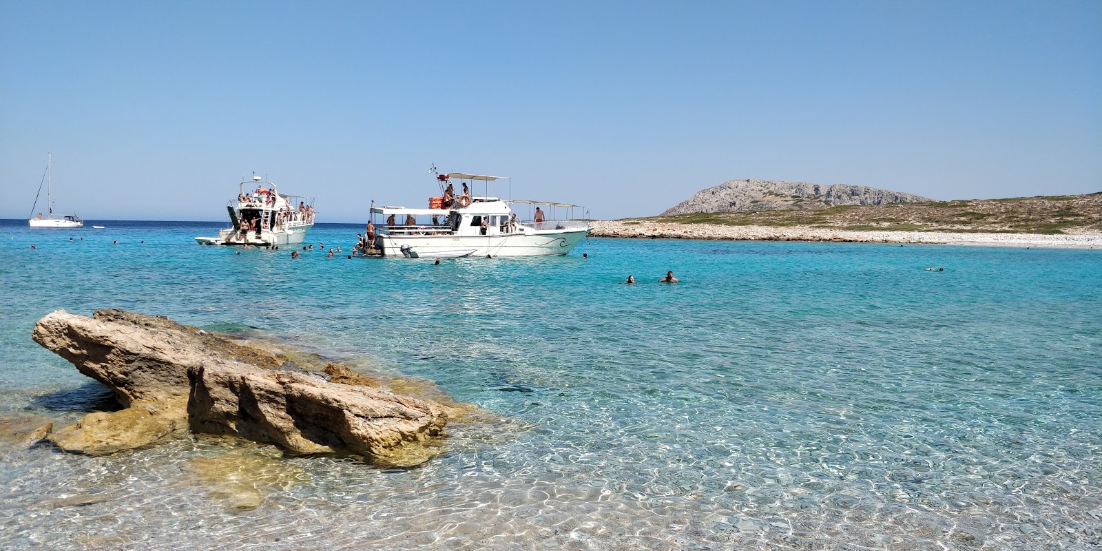 Koutsomiti Beach'in fotoğrafı doğal alan içinde bulunmaktadır