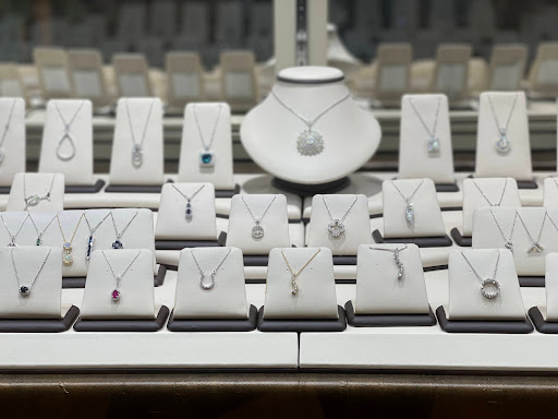 Jewelry Store «Levit Jewelers», reviews and photos, 1000 Park Blvd E, Massapequa Park, NY 11762, USA