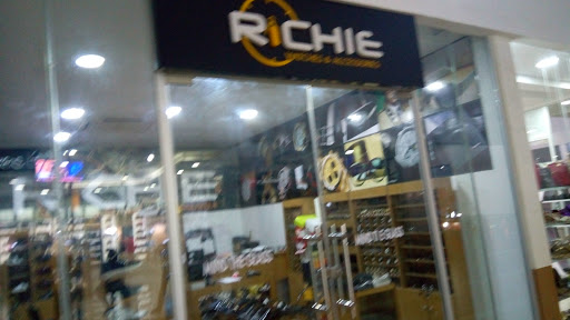 Shoprite Akure, Cnr, Akure-Oda Road, Igbatoro Road, 340001, Akure, Nigeria, Discount Store, state Ondo