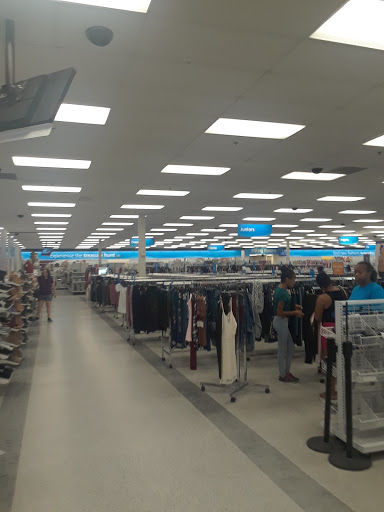 Clothing Store «Ross Dress for Less», reviews and photos, 2936 Interstate 45 N, Conroe, TX 77303, USA