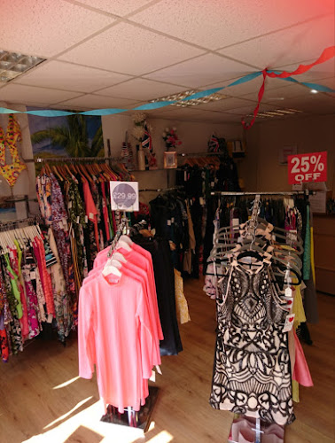 Reviews of Frankies Boutique Thorne Ltd in Doncaster - Clothing store