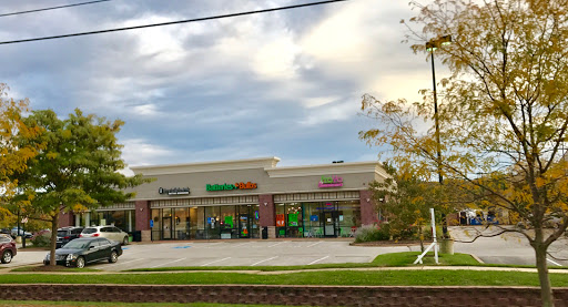 Car Battery Store «Batteries Plus Bulbs», reviews and photos, 17406 Chesterfield Airport Rd, Chesterfield, MO 63005, USA