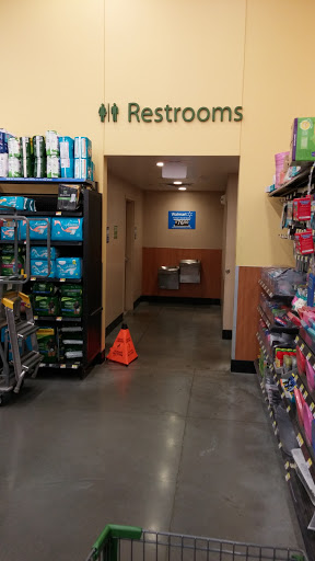 Supermarket «Walmart Neighborhood Market», reviews and photos, 2111 N Amidon Ave, Wichita, KS 67203, USA