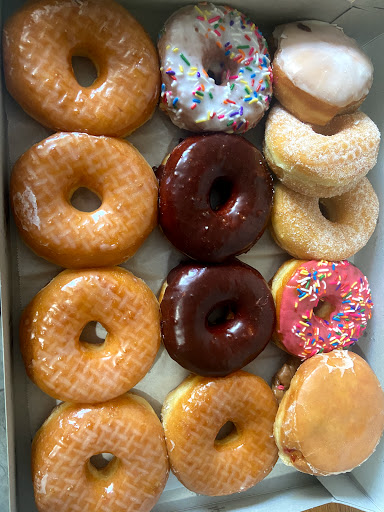 Donut Shop «Yum Yum Donuts», reviews and photos, 8139 W Manchester Ave, Playa Del Rey, CA 90293, USA